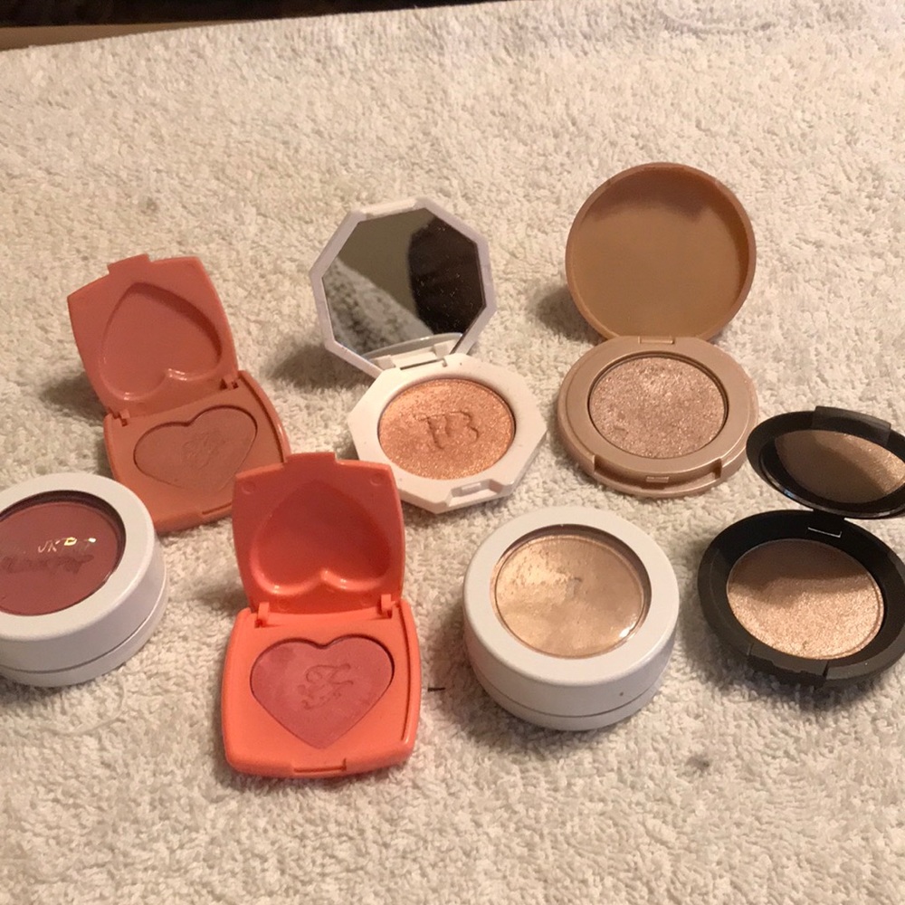 7 Mini Cheek Product Set